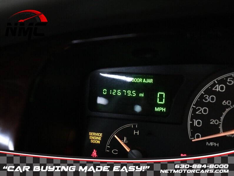 2003 Lincoln Town Car Executive