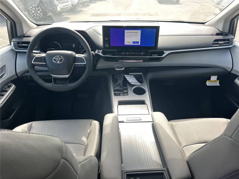 2026 Toyota Sienna