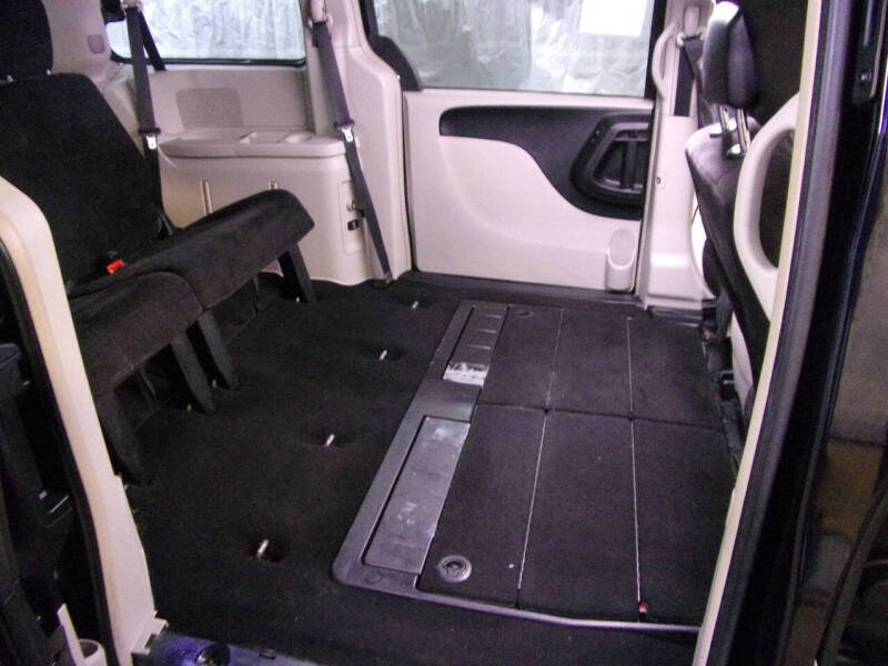 2011 Dodge Grand Caravan Crew