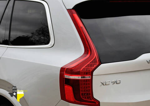 2020 Volvo XC90 T5 Momentum