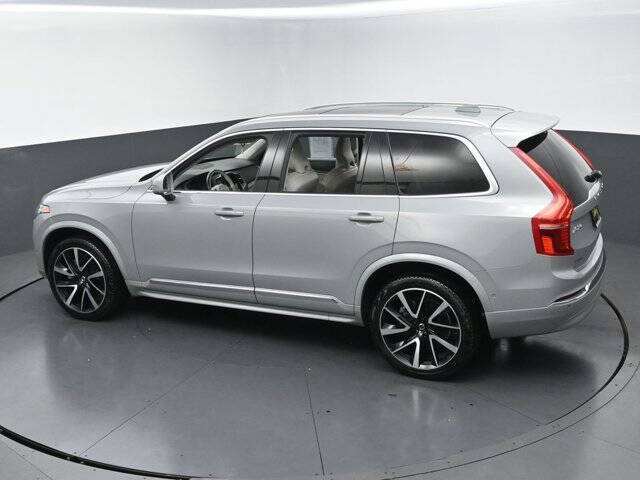 2025 Volvo XC90 B5 Plus Bright Theme