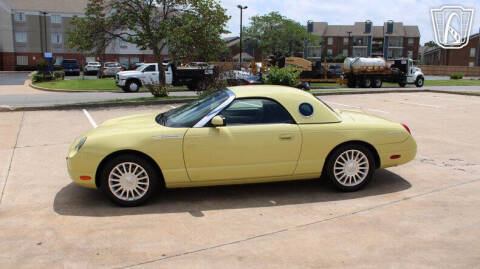 2005 Ford Thunderbird