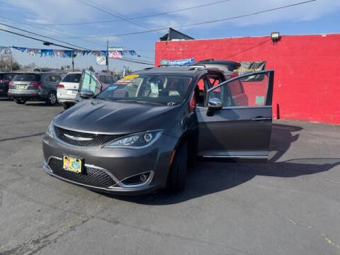 2020 Chrysler Pacifica Limited