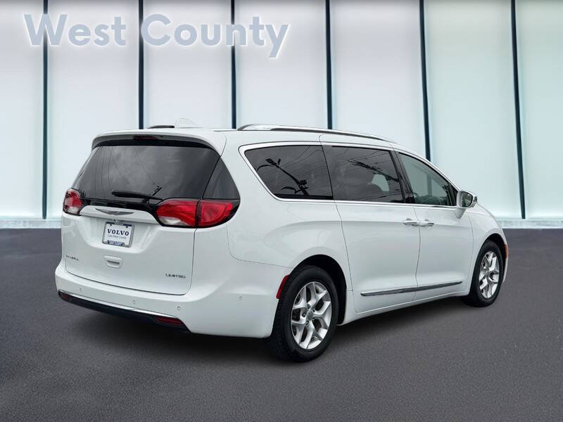 2020 Chrysler Pacifica Limited