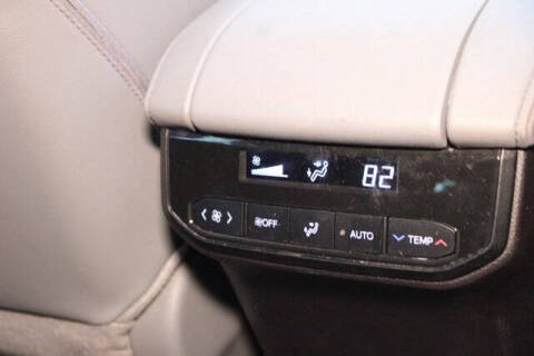 2024 Toyota Highlander Hybrid XLE