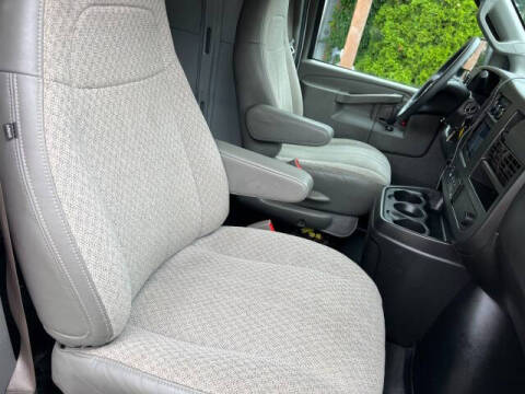 2019 GMC Savana 2500