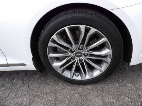 2017 Genesis G80