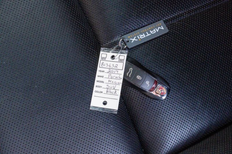 2017 Porsche Macan S