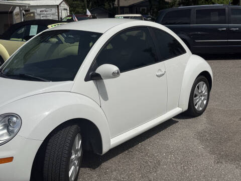 2010 Volkswagen New Beetle