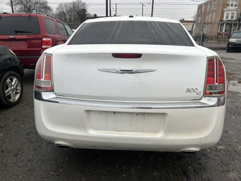 2011 Chrysler 300 C
