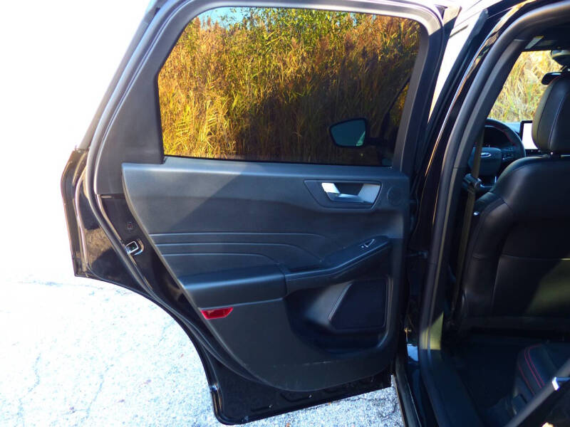 2025 Ford Escape ST-Line Select