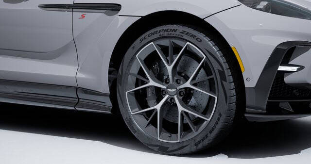 2026 Aston Martin DBX S