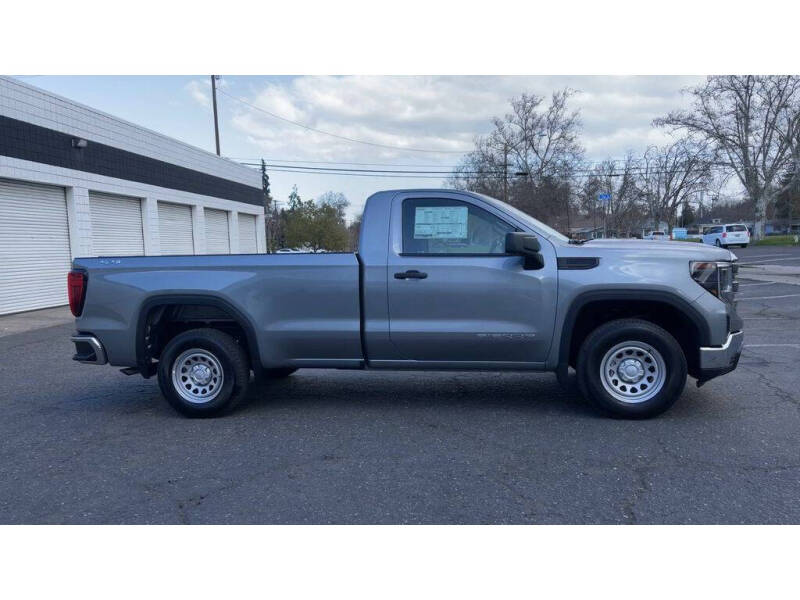 2025 GMC Sierra 1500 Pro