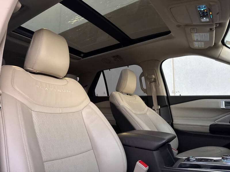 2020 Ford Explorer Platinum