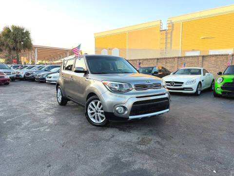 2019 Kia Soul +