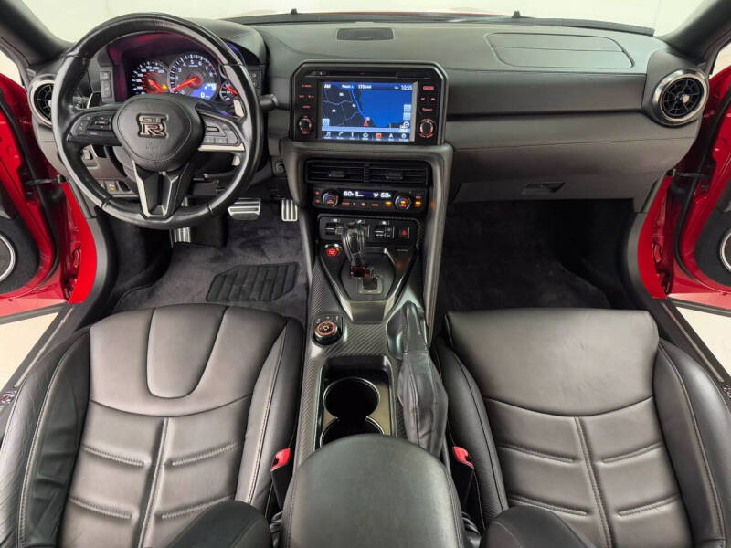 2019 Nissan GT-R Premium