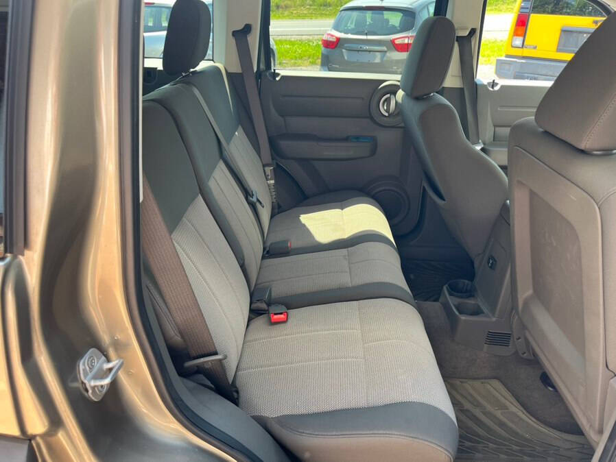 Tan 2007 Dodge Nitro SXT SXT 4dr SUV 9