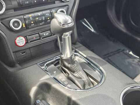 2016 Ford Mustang V6