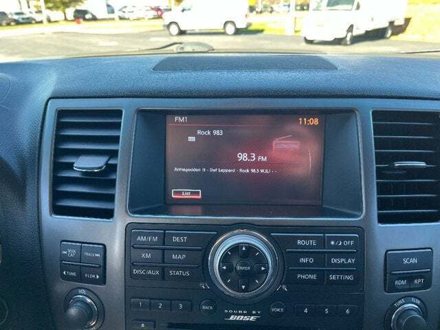 2015 Nissan Armada 34