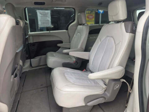 2020 Chrysler Pacifica Touring L Plus