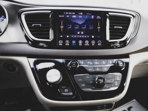 2019 Chrysler Pacifica Touring L