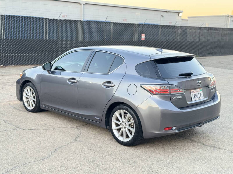 2013 Lexus CT 200h