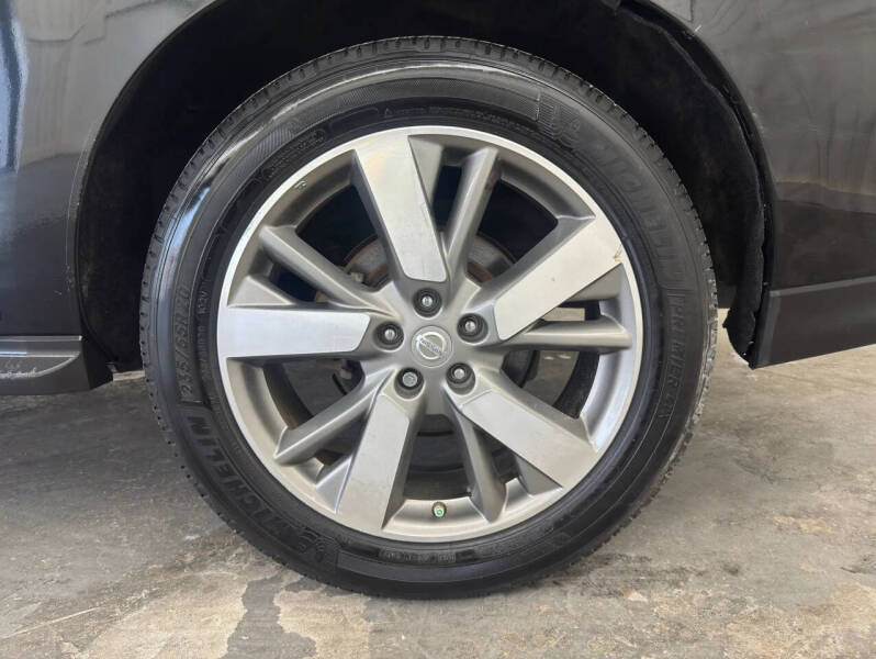 2013 Nissan Pathfinder Platinum