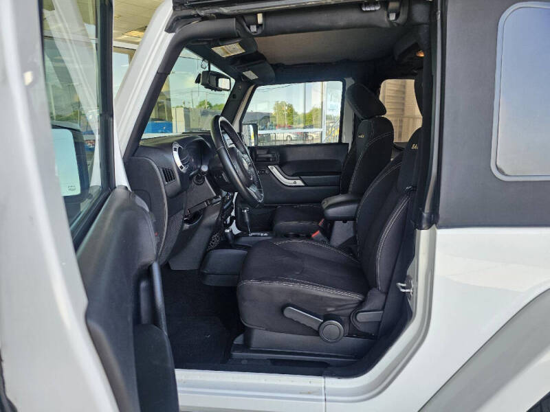2013 Jeep Wrangler Sahara