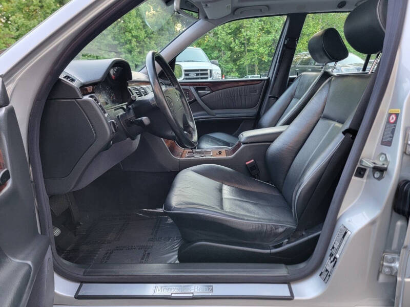 2001 Mercedes-Benz E-Class E 320 4MATIC