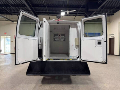 2012 Ford E-Series E-350 SD