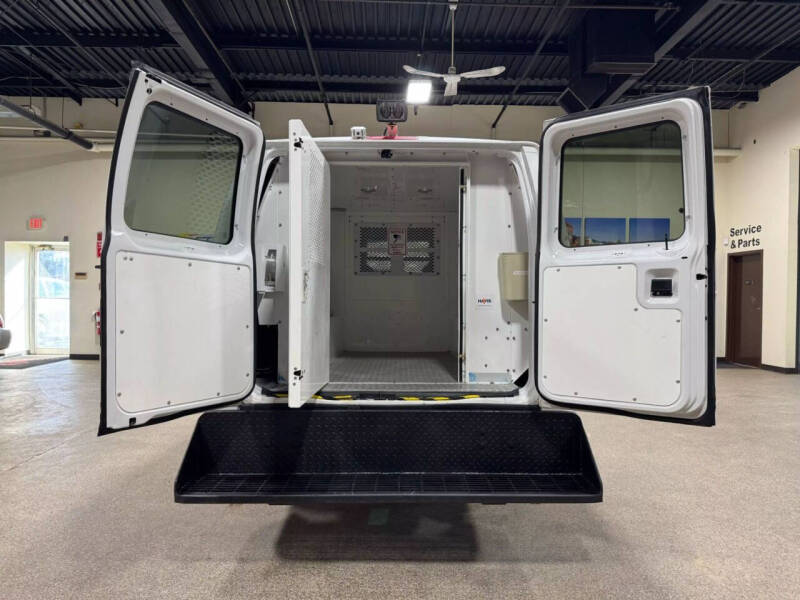 2012 Ford E-Series E-350 SD