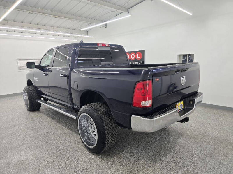 2017 RAM 1500 SLT