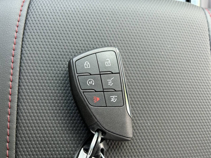 2025 Chevrolet Tahoe RST