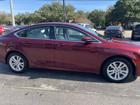 2016 Chrysler 200 Limited