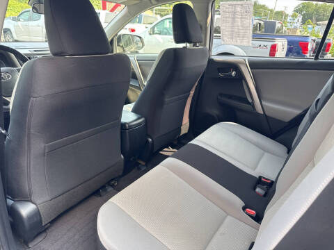 2017 Toyota RAV4 Hybrid XLE