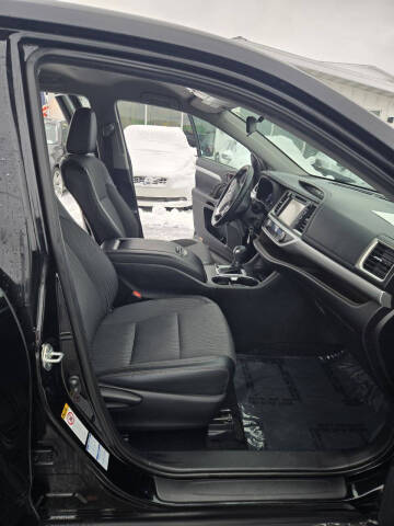 2019 Toyota Highlander LE Plus