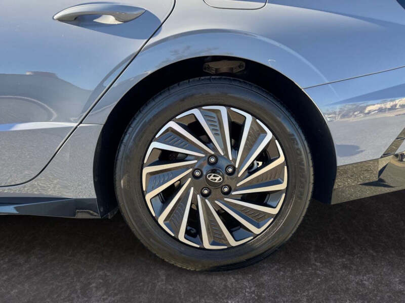 2024 Hyundai Sonata Hybrid SEL