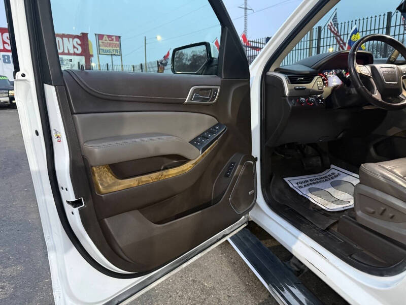 2016 GMC Yukon Denali