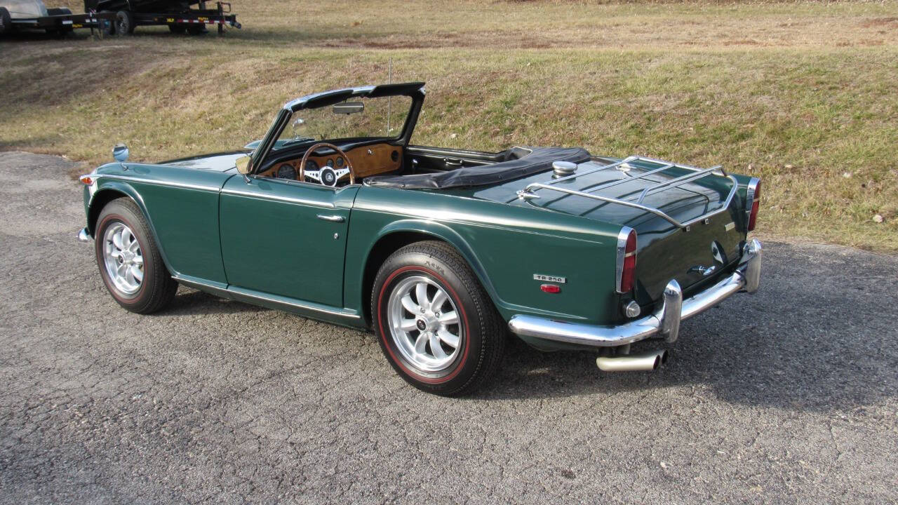 1968 Triumph TR250 37
