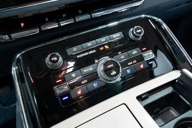 2019 Lincoln Navigator L Black Label