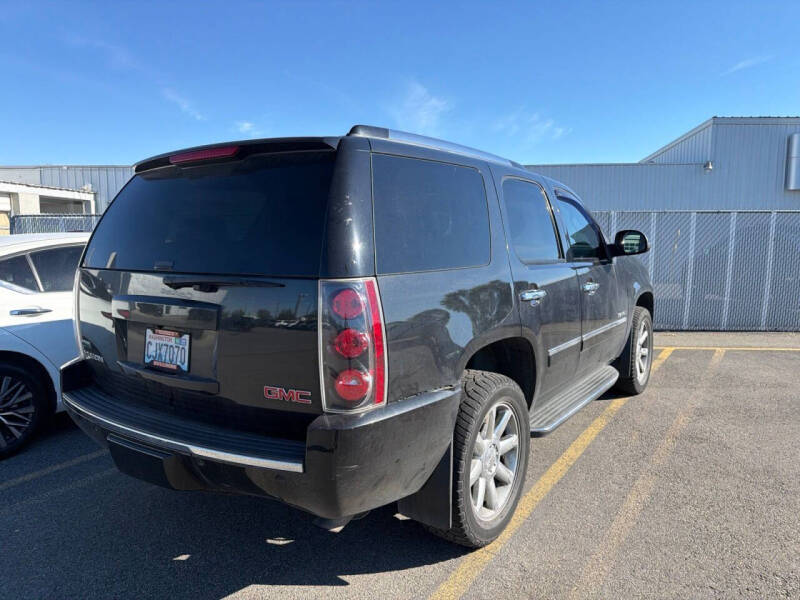 2011 GMC Yukon Denali