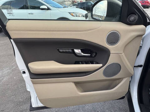 2017 Land Rover Range Rover Evoque SE