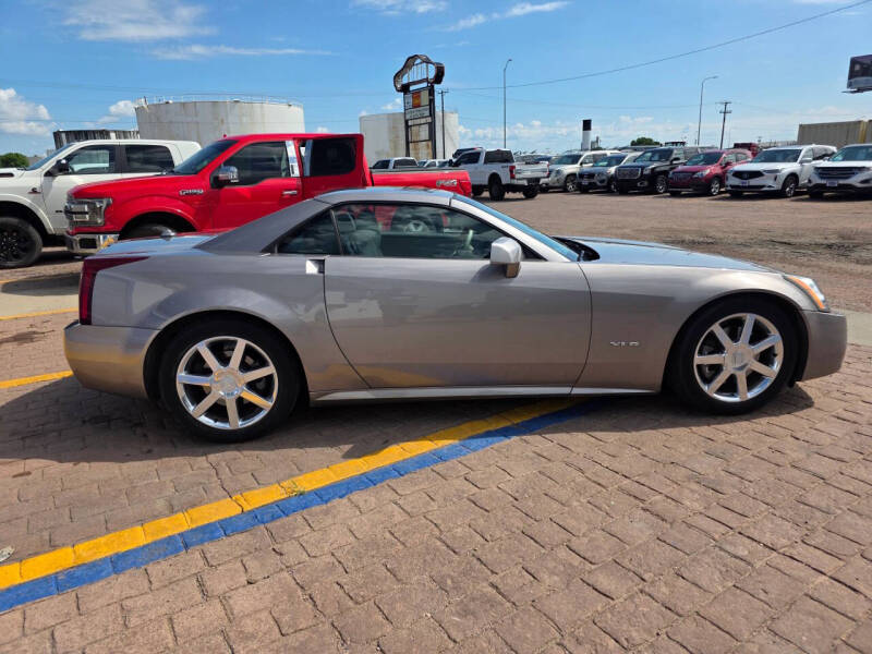 2004 Cadillac XLR