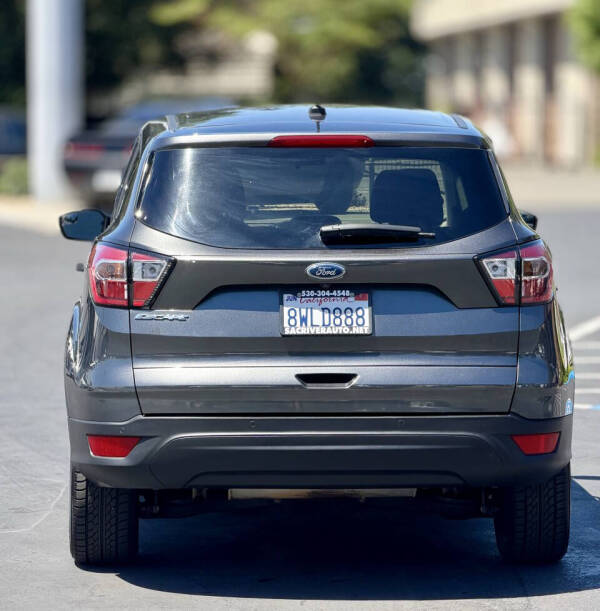 2017 Ford Escape S