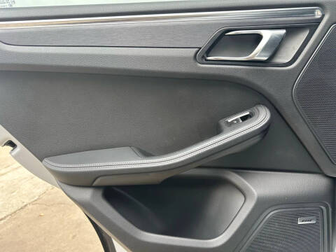 2017 Porsche Macan GTS