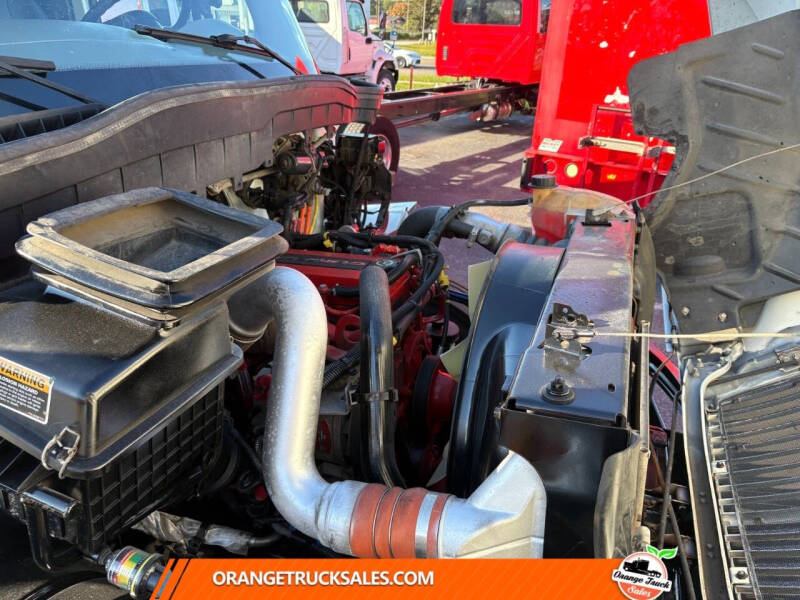 2019 International DuraStar 4300