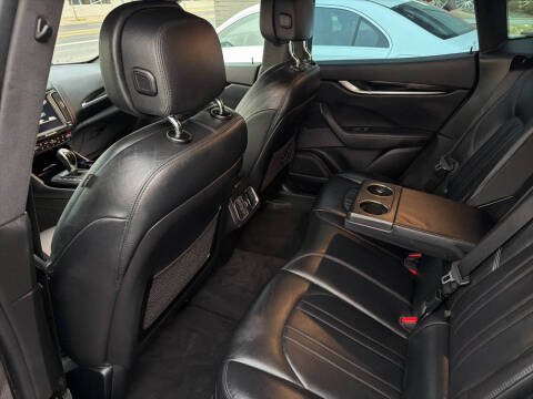 2017 Maserati Levante