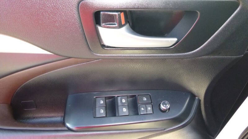 2017 Toyota Highlander