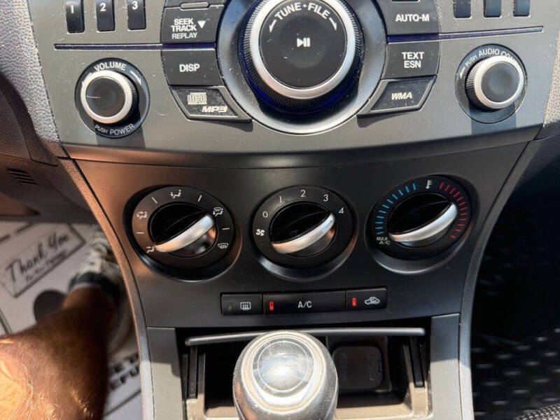 2012 Mazda MAZDA3 i Touring