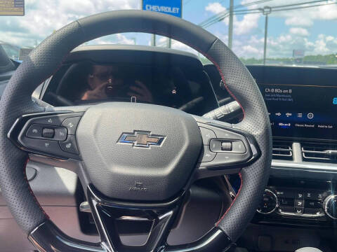 2025 Chevrolet Trax RS